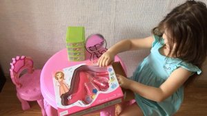 РАСПАКОВКА НОВОЙ КОСМЕТИКИ. КОСМЕТИЧЕСКИЙ НАБОР ДЛЯ ДЕВОЧКИ.ОБЗОР НА ТЕНИ И БЛЕСК ДЛЯ ГУБ.