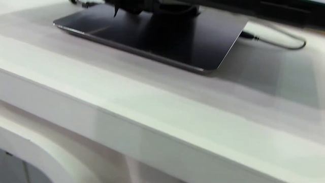 Asus Multitouch Monitor mit 23 Zoll im Hands-On смотреть онлайн