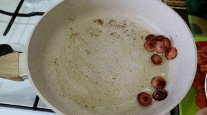 Паста Неаполитано - спагетти с сосисками и помидорами