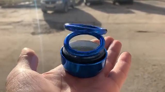 Ароматизатор вращающийся на солнечных батареях