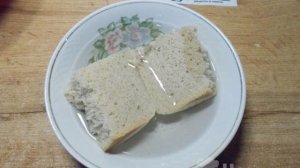 Мясные котлеты из свиного фарша с сыром в микроволновке