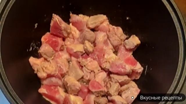 ЖАРЕНАЯ СВИНИНА С ЛУКОМ #мясо #свинина #жареноемясо