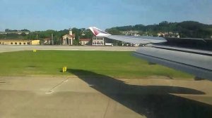 Посадка самолёта Боинг 747 в аэропорту Сочи Адлер, август 2014 год