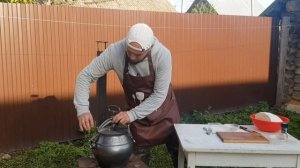 Борщ из мяса Бобра в афганском казане!