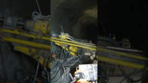 Алмазное колонковое бурение ATLAS COPCO U4 #это_мужской_канал #бурение #геология #разведка #буровик