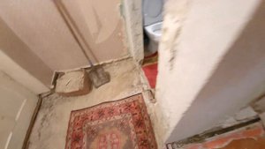 Сломал пол в коридоре. Демонтаж пола в хрущевке