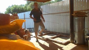 уличная русская печь под навесом
