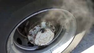 Перегрелись тормоза на перевале бывает и такое )