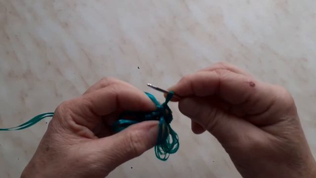 Вяжем Ёлочку - вехотку крючком.