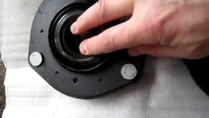 Опора стойки, подшипник и опорная пластина