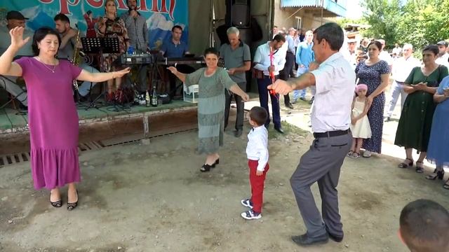 Четкая свадьба в Дагестане в с.Цмур. часть 5 (гр.Берекат) смотреть онлайн