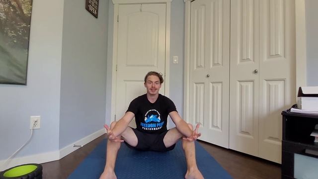 Bear Sit + Adductor PNF Stretching смотреть онлайн