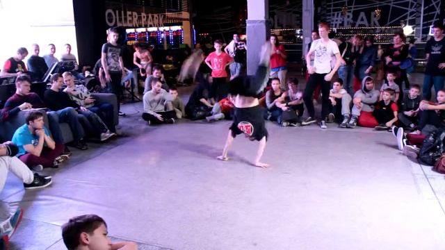2014.11.29 Реп на голове г. Казань www.breakdance-ufa.ru смотреть онлайн