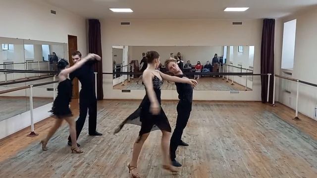 Современно-бальный танец (Пасадобль 1)