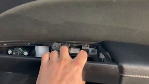 Як зняти карту передньої дверки Ford Fusion/Как снять карту передней двери Форд Фюжен