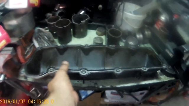 Jeep Grand Cherokee WJ 4.7. Замена прокладки левой клапанной крышки.