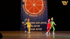 Танцевальная группа «ЗЕФИРКИ» Танец - «КАРАНДАШИ» Хореографический конкурс
