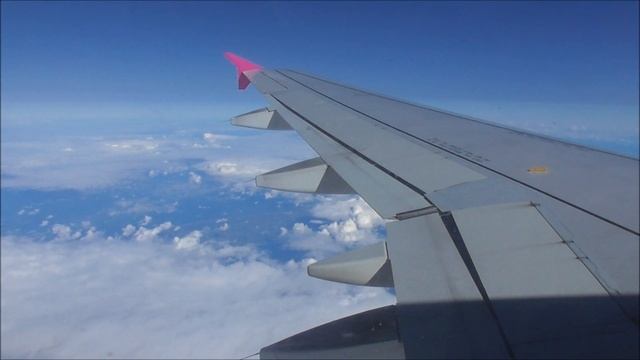 Wizz Air Airbus A320-232 | London Luton to Riga *FULL FLIGHT* смотреть онлайн