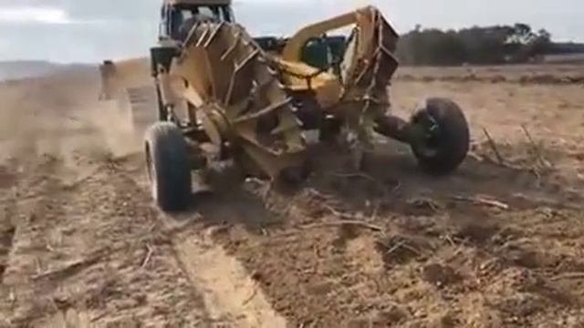 Очистка почвы от корней.Soil Cleansing From The Roots.