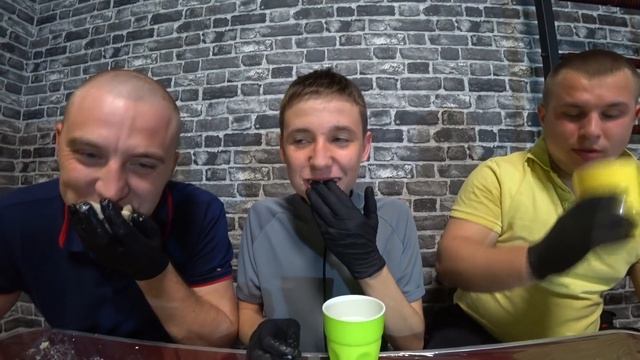 КТО БОЛЬШЕ ВСЕХ СЪЕСТ ПЕЛЬМЕНЕЙ? СЪЕШЬ 5 КГ ЕДЫ ЗА 3 МИНУТЫ