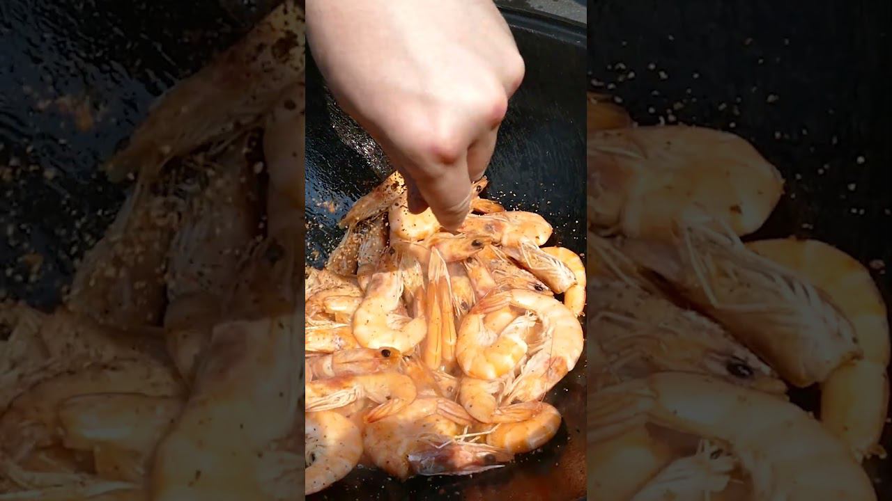 Хрустящие креветки в казане смотреть онлайн