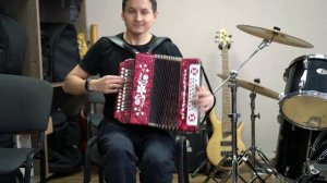 Аттепе анне пулсассăн под гармонь. Чувашская песня.