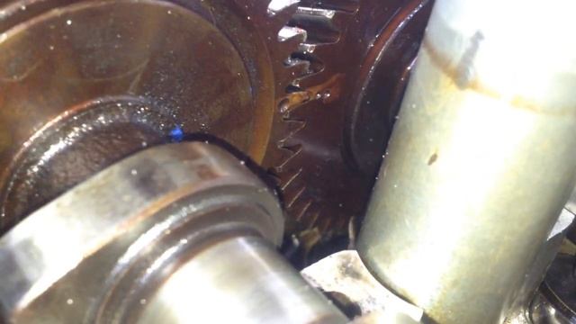 Как правильно выставить  метки распредвалов 5е4еитд