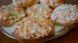 Сырный салат на багете Быстрые бутерброды для гостей на праздничный стол