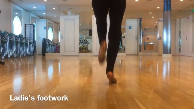 How to dance Basic in Place in Jive #1 | Основное движение на месте. Джайв | EasyBallroom смотреть онлайн