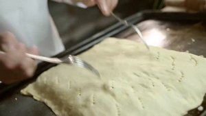 Пирог с капустой большой