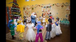 Где то елка на опушке одинокая росла