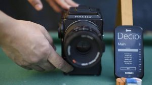 How loud is the Hasselblad 553 ELX?