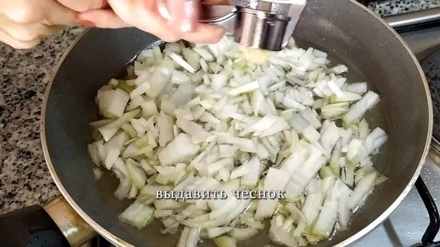 Фаршированные кабачки лодочки с мясной начинкой