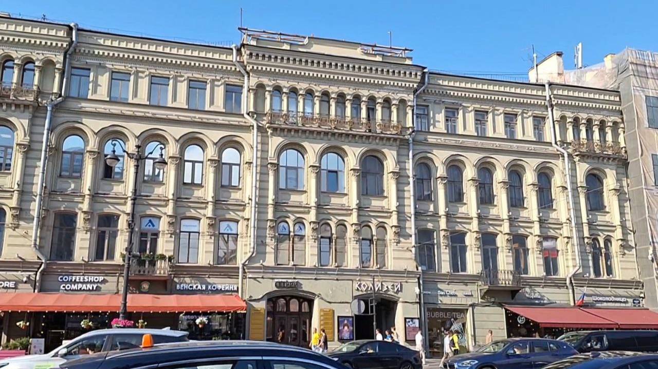 Недорогой отель в центре Санкт-Петербурга - Lopatin Невский 100