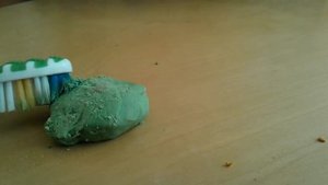 КАК СДЕЛАТЬ ТРАВУ ИЗ ПЛАСТИЛИНА???