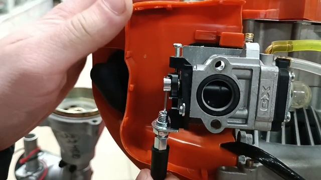 Регулировка троса газа,холостого хода и максимальных оборотов. смотреть онлайн