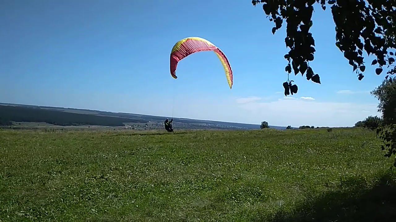 Старт на параплане в сильный ветер. смотреть онлайн