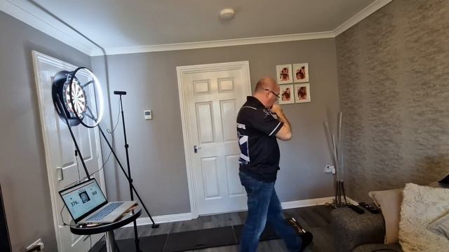 WINMAU VERTEX DARTBOARD STAND REVIEW смотреть онлайн