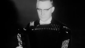 Играет Юрий Казаков