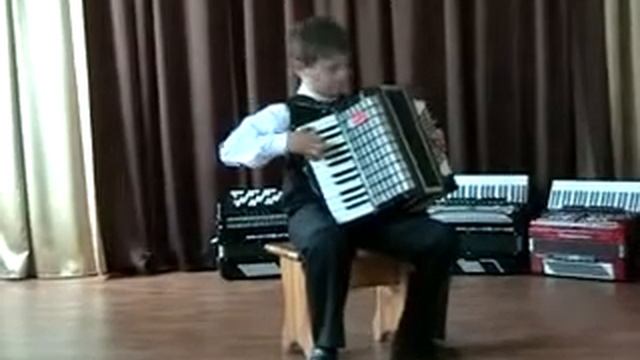 Ю. Литовко. Василек. М.Качурбина. Мишка с куклой смотреть онлайн