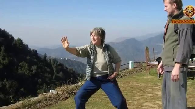Тренинг по цигун и тайчи в Индии, Гималаи 2012 г..mp4
