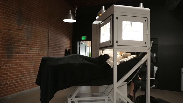 Робот сделал мне ресницы в США смотреть онлайн