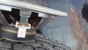 Замена штатных динамиков в Nissan Patrol на DL Audio Gryphon Pro 165 midbass