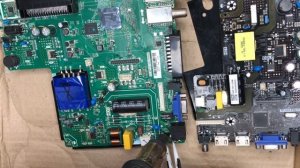 Мелкая, но важная деталь в телевизоре Orion, сам выключается не всегда включается.