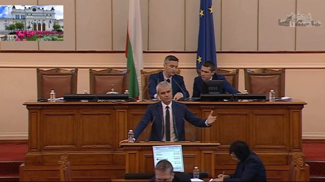 Костадин Костадинов: Трябва ли да си внесем чужди и независими министри и депутати