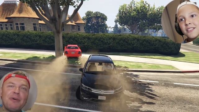 24 ЧАСА на МАШИНЕ в Безумном Городе в GTA5! Справимся ли МЫ? смотреть онлайн