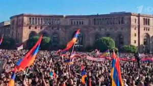Десятки тысяч человек собрались в центре Еревана на митинг