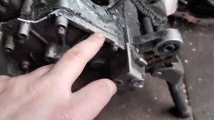 Хонда Дио едет назад, кикстартер бьет по ноге