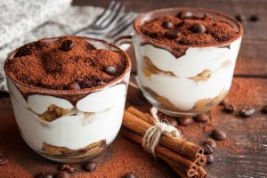 Десерт в стакане