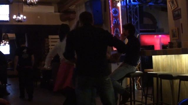 Salsa Artemy & Mila "Sierra Maestra" Moscow bar "Tomat" 09.02.2014 смотреть онлайн